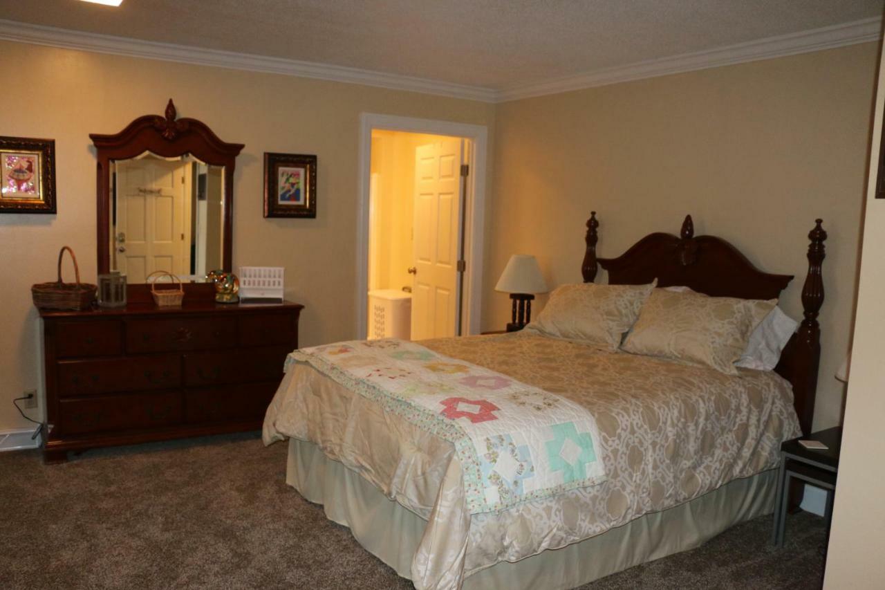 Cedar Grove Bed & Breakfast 3*